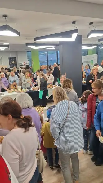 Seniorzy z Dąbrowy Górniczej na III Festiwalu Kultury Zagłębiowskiej w Strzemieszycach Wielkich