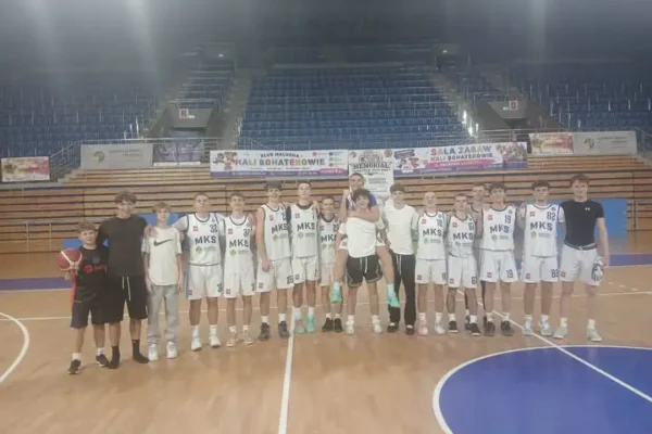 Koszykarski pogrom w Dąbrowie Górniczej – juniorzy U17 rozbili Rudę Śląską 132:32