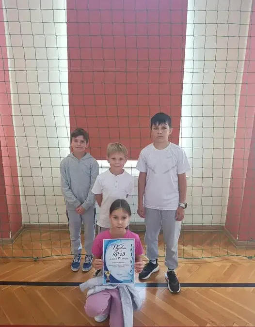 Młodzi szachiści z Dąbrowy Górniczej o krok od podium