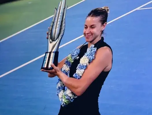 Maja Chwalińska triumfuje w Wuhan 1000 WTA i awansuje na 11. miejsce w rankingu