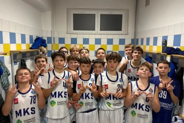 Kadeci młodsi MKS Dąbrowa Górnicza wygrali z MOSM Tychy 84:68