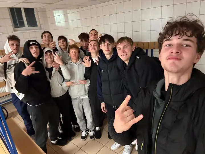 UKS SP 27 Katowice przegrywa z MKS Dąbrowa Górnicza 69:73 w Juniorach Starszych U-19