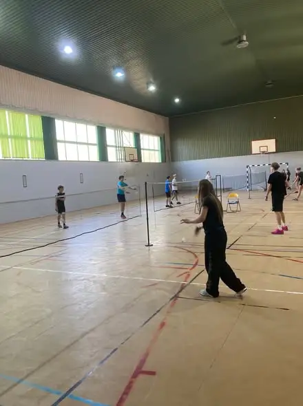 Mistrzostwa Dąbrowy Górniczej w badmintonie: chłopcy z awansem, dziewczęta z doświadczeniem